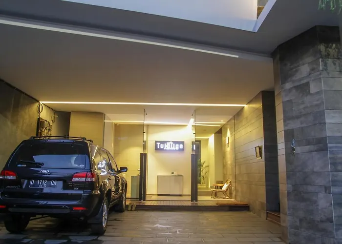 Tujutiga Suites Jakarta